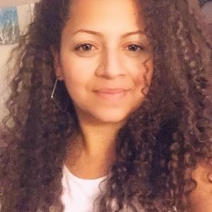 Meet your Posher, Tabitha